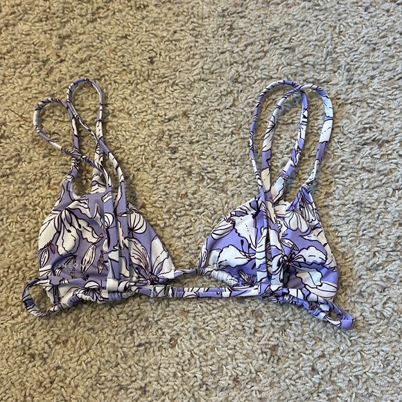 one one swimwear bikini top - Picture 2 of 2